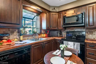 455 Windemere Ave, Mount Arlington, NJ 07856 - Photo 11