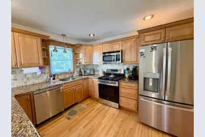 10 Cherry Ln, Randolph Township, NJ 07869 - Photo 3