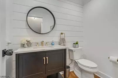 139 Winding Way, Cedar Grove, NJ 07009 - Photo 15