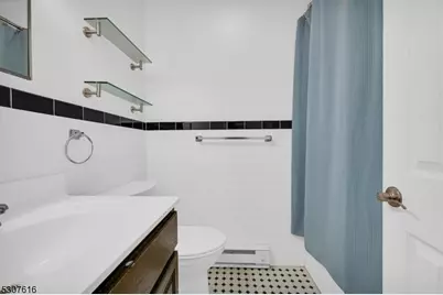 15 Forest St #8, Montclair, NJ 07042 - Photo 19