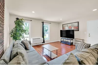 15 Forest St #8, Montclair, NJ 07042 - Photo 7