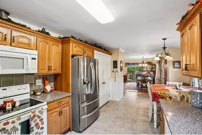 9 Ridgeview Ct, Hardyston Township, NJ 07460 - Photo 19