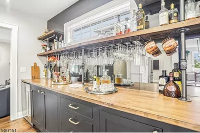 19 Montclair Ave, Verona Twp., NJ 07044 - Photo 5