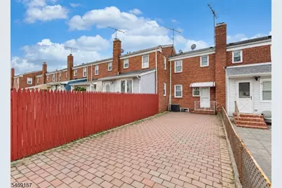 824 N Stiles St, Linden, NJ 07036 - Photo 11