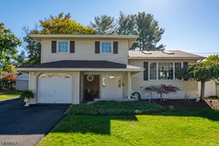 4 Fairmount Rd, Mount Olive, NJ 07836 - Photo 1