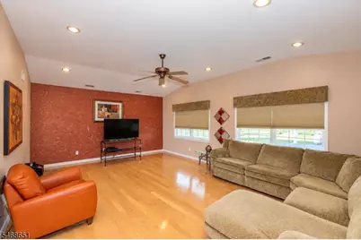 4 Fairmount Rd, Mount Olive, NJ 07836 - Photo 15