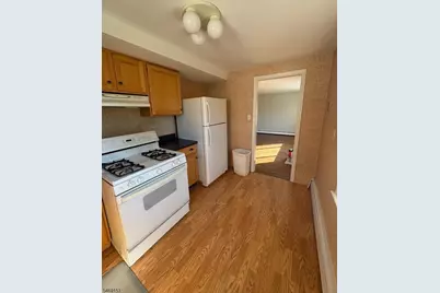 839 Riverside Ave, Lyndhurst Township, NJ 07071 - Photo 9
