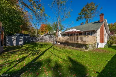 8 Townsend Ave, Hanover Township, NJ 07927 - Photo 27