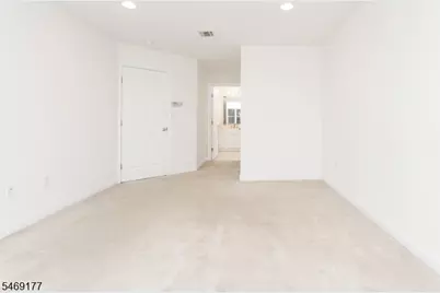 389 Summerhill Dr, Parsippany, NJ 07950 - Photo 25