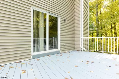 389 Summerhill Dr, Parsippany, NJ 07950 - Photo 33