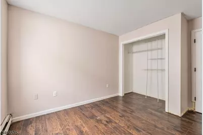 33 Ballston St, Bloomingdale, NJ 07403 - Photo 31