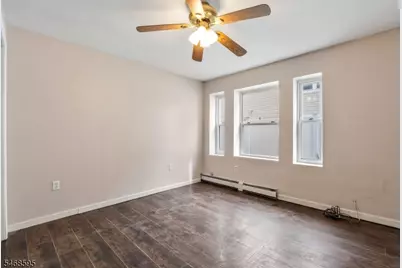 33 Ballston St, Bloomingdale, NJ 07403 - Photo 27