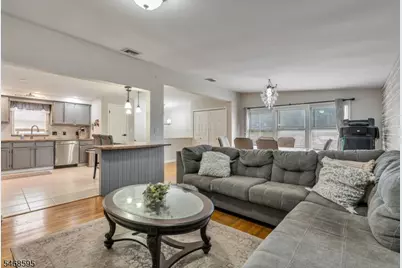 33 Ballston St, Bloomingdale, NJ 07403 - Photo 5