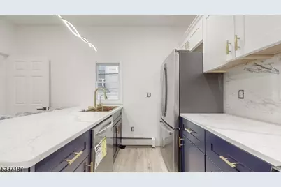 321 Amherst St, East Orange, NJ 07018 - Photo 11