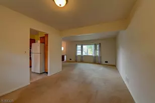 34 West Pkwy, Pequannock Township, NJ 07440 - Photo 9