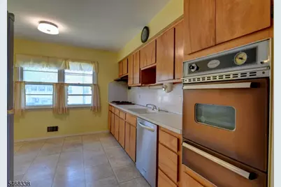34 West Parkway, Pequannock Township, NJ 07440 - Photo 11
