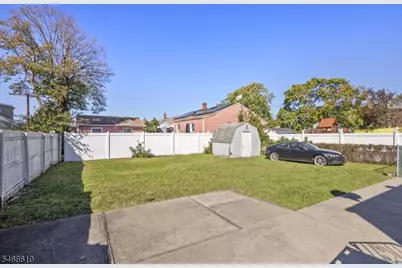 406 W 15th St, Linden, NJ 07036 - Photo 23