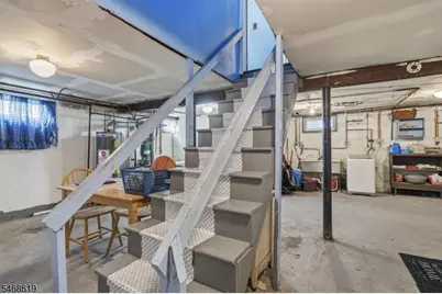 406 W 15th St, Linden, NJ 07036 - Photo 19