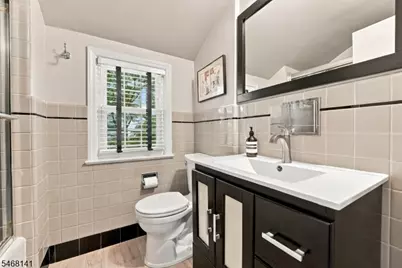 5 McKinley Ave, West Caldwell, NJ 07006 - Photo 17