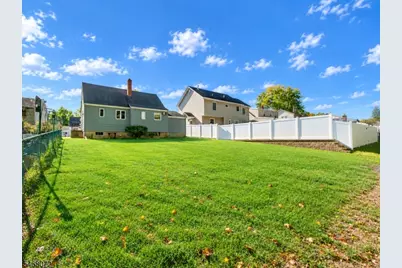 756 Pinewood Rd, Union Township, NJ 07083 - Photo 21