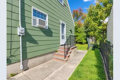 756 Pinewood Rd, Union Township, NJ 07083 - Photo 5