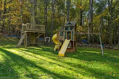 83 Tomahawk Trl, Sparta Township, NJ 07871 - Photo 37