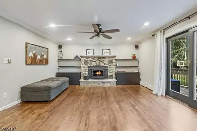 83 Tomahawk Trl, Sparta Township, NJ 07871 - Photo 15
