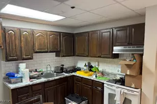 26 Main St, West Orange Township, NJ 07052 - Photo 3
