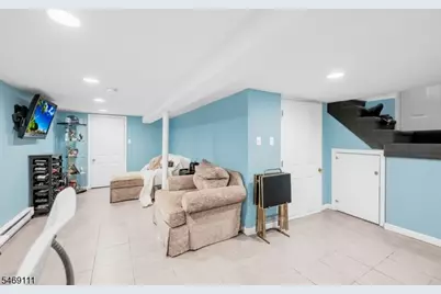 99 Raymond Ave, Nutley, NJ 07110 - Photo 23