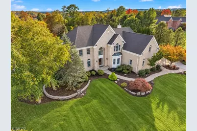 28 Nashaway Dr, Raritan Township, NJ 08551 - Photo 3