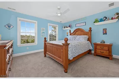 28 Nashaway Dr, Raritan Township, NJ 08551 - Photo 31