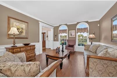 28 Nashaway Dr, Raritan Township, NJ 08551 - Photo 15