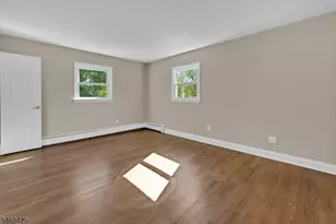 8 Cedar Ln, Roseland, NJ 07068 - Photo 23