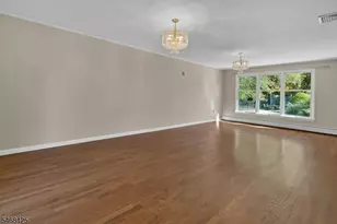 8 Cedar Ln, Roseland, NJ 07068 - Photo 7