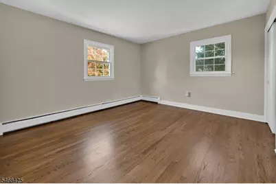 8 Cedar Ln, Roseland, NJ 07068 - Photo 29