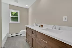 8 Cedar Ln, Roseland, NJ 07068 - Photo 27