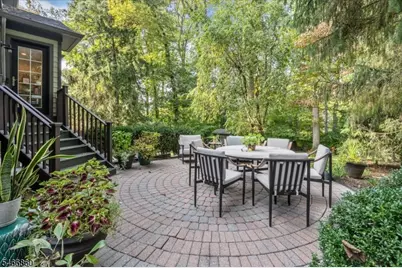 17 Old Oak Dr, New Providence, NJ 07901 - Photo 39