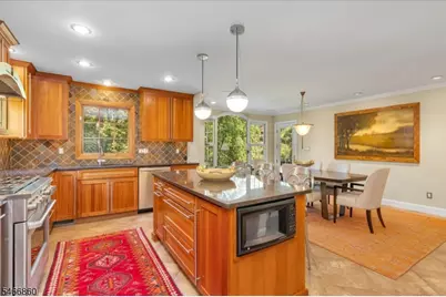 17 Old Oak Dr, New Providence, NJ 07901 - Photo 9
