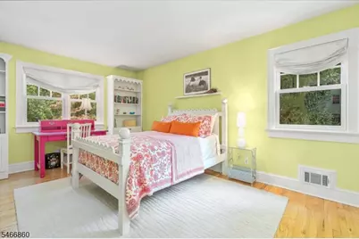 17 Old Oak Dr, New Providence, NJ 07901 - Photo 23