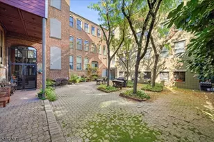 54-60 McWhorter St, Newark, NJ 07105 - Photo 27