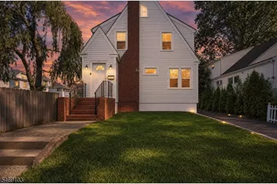 82 Brook Ave, Passaic, NJ 07055 - Photo 3