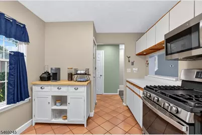3505 Pinhorn Drive, Bridgewater, NJ 08807 - Photo 9