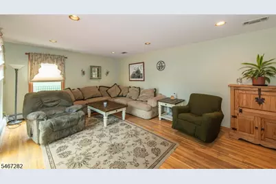 12 Kristen Dr, Roxbury Township, NJ 07876 - Photo 15
