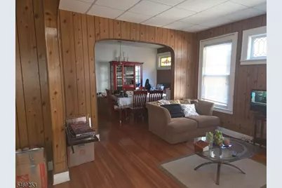 39 Hollywood Ave, Hillside, NJ 07205 - Photo 5