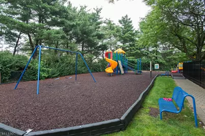 83 Leonardo Ct, West Orange Township, NJ 07052 - Photo 19