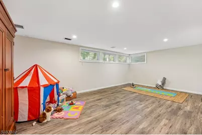 8 Foster Ct, South Orange, NJ 07079 - Photo 29