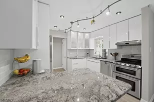 40 Jackson St, Nutley, NJ 07110 - Photo 7