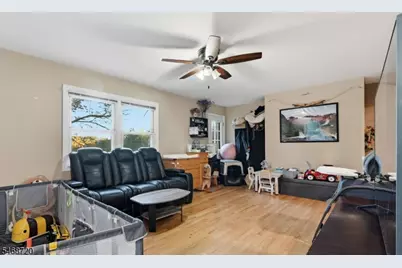 101 Morse Lake Rd #B, Bloomingdale, NJ 07403 - Photo 7