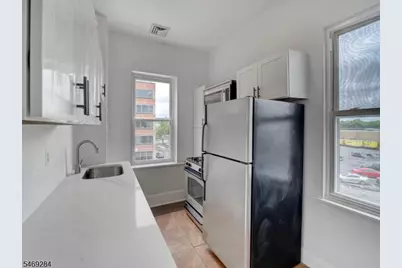 26 Division St #3, Somerville, NJ 08876 - Photo 9