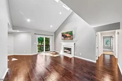 2 Parkside Ter #2, Woodland Park, NJ 07424 - Photo 3
